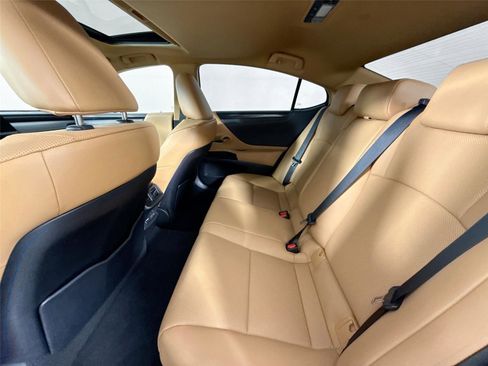 Used 2023 Lexus ES 350 image 49