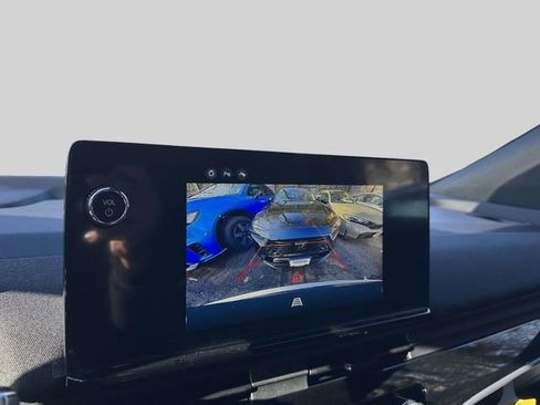 New 2026 Honda Prologue EX image 16