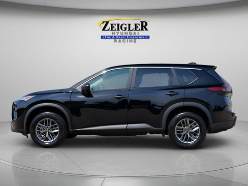 Used 2024 Nissan Rogue S AWD/4WD image 4