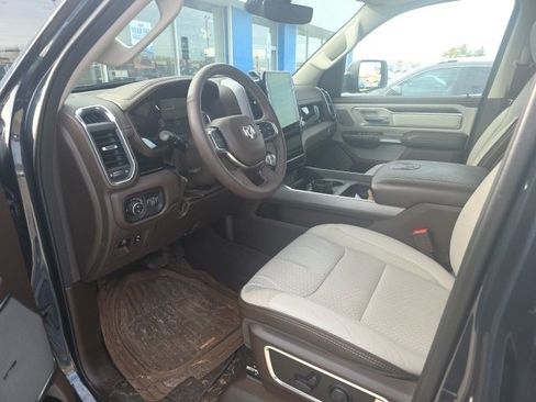 Used 2025 RAM 1500 Laramie image 6