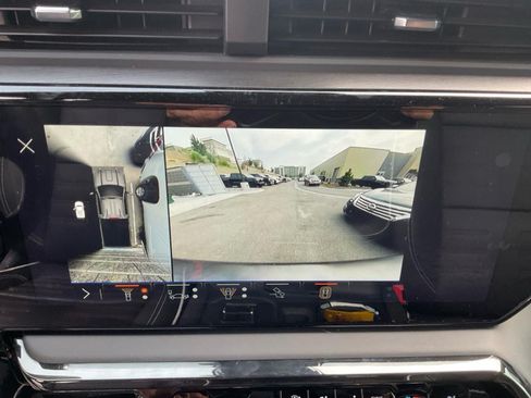 Used 2025 GMC Sierra 2500 AT4X AWD/4WD image 19