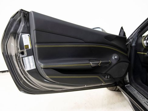 Certified 2018 Ferrari 488 GTB RWD image 23