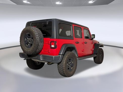 Used 2018 Jeep Wrangler Unlimited Sport AWD/4WD image 4