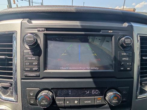 Used 2016 Nissan Titan SL AWD/4WD image 40
