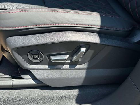New 2026 Audi SQ8 Prestige AWD/4WD image 13