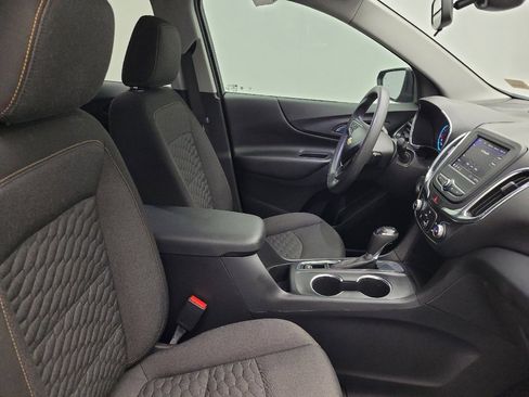 Used 2021 Chevrolet Equinox LT image 21