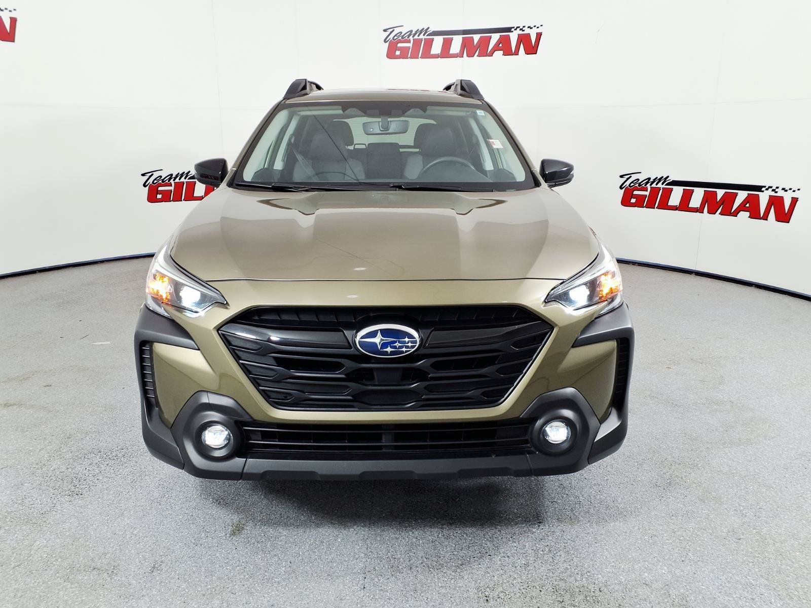 Used 2024 Subaru Outback Onyx Edition AWD/4WD image 2