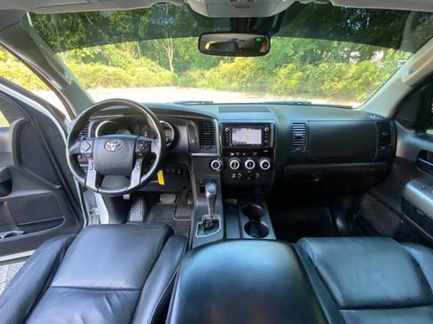 Used 2018 Toyota Sequoia TRD Sport RWD image 38