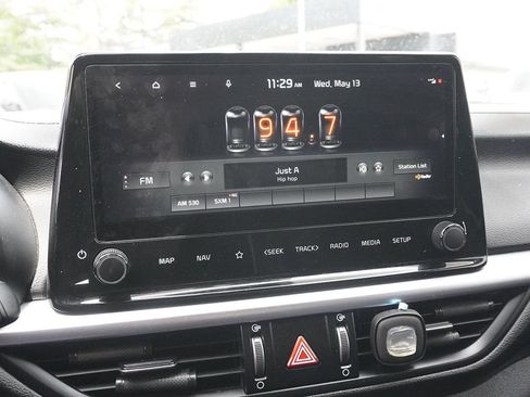 Used 2022 Kia Forte GT-Line w/ GT-Line Technology Package FWD image 41