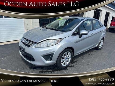 Used 2012 Ford Fiesta SE image 1