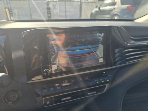 Used 2025 Toyota Camry LE image 12