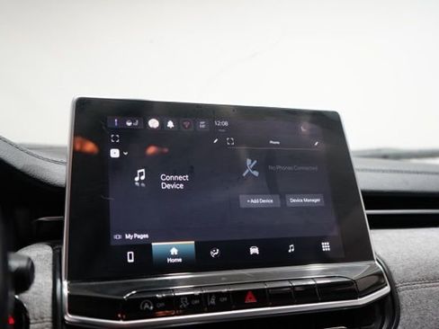 Used 2022 Jeep Compass Latitude image 25