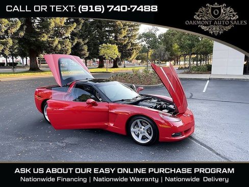 Used 2005 Chevrolet Corvette Coupe w/ Preferred Equipment Group RWD image 22