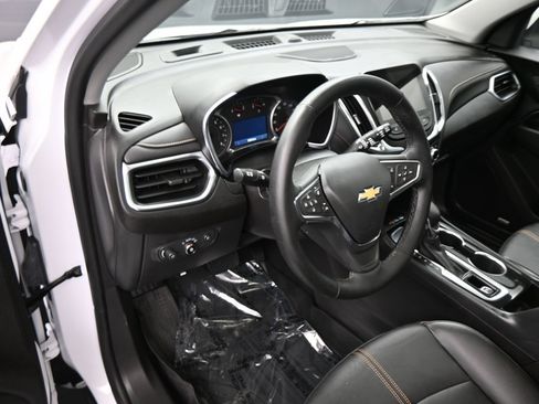 Used 2024 Chevrolet Equinox Premier FWD image 12