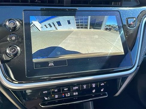 Used 2023 Chevrolet Bolt EUV LT w/ Comfort Package image 20