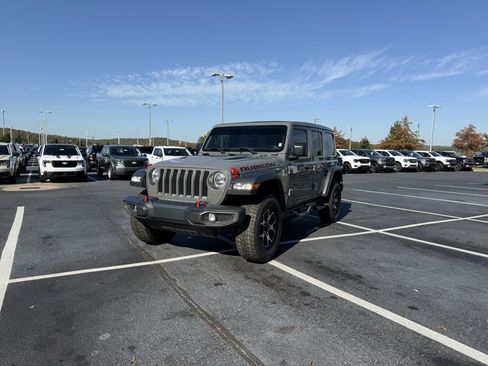 Used 2022 Jeep Wrangler Unlimited Rubicon image 3