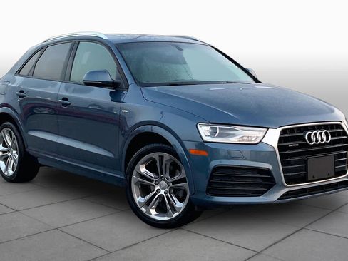 Used 2018 Audi Q3 2.0T Premium w/ Convenience Package AWD/4WD image 3