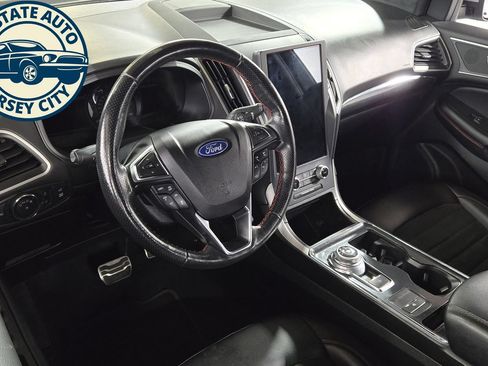 Used 2022 Ford Edge ST-Line AWD/4WD image 11