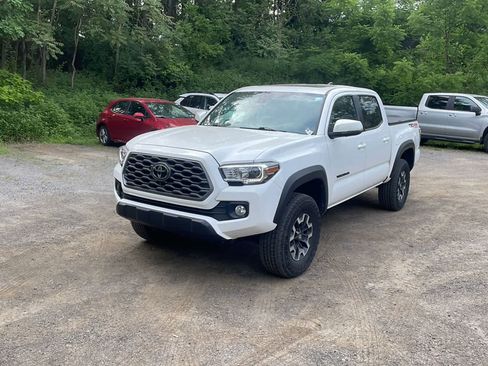 Used 2023 Toyota Tacoma TRD Off-Road w/ TRD Premium Off Road Package AWD/4WD image 1