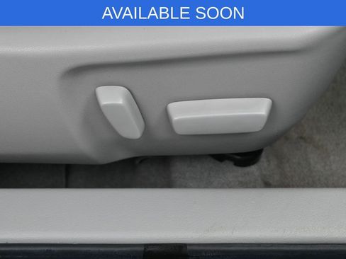 Used 2014 Toyota Camry XLE w/ Leather Package image 35