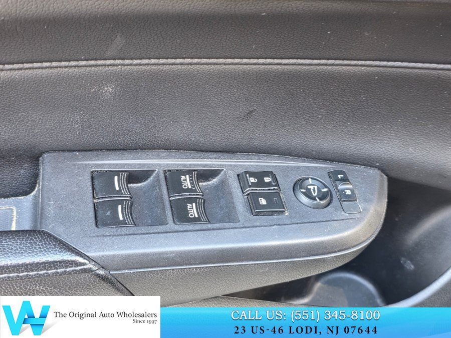 Used 2014 Acura ILX FWD image 27