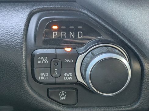 Used 2022 RAM 1500 Big Horn AWD/4WD image 30
