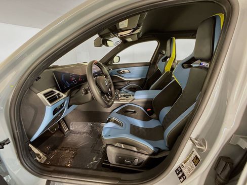 Used 2025 BMW M3 Competition image 22