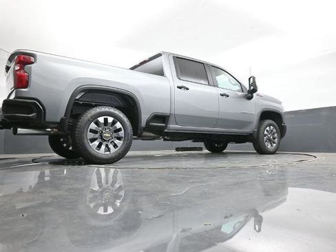 New 2025 Chevrolet Silverado 2500 Custom w/ Custom Value Package image 13