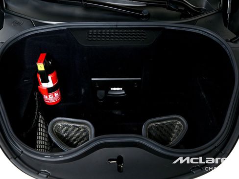 Used 2020 McLaren 620R RWD image 17