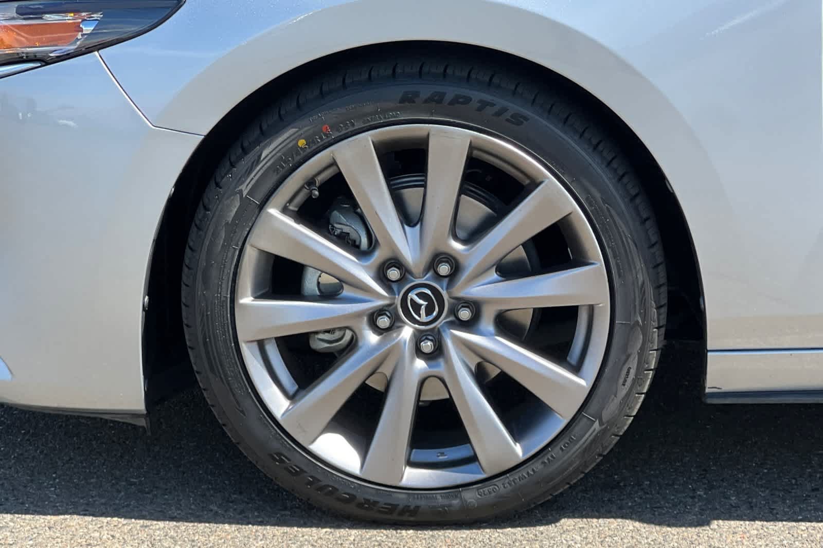 Used 2019 MAZDA MAZDA3 AWD Sedan w/ Preferred Package image 30