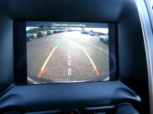 Used 2020 Dodge Durango SXT image 23