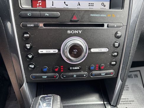 Used 2018 Ford Explorer Sport w/ Equipment Group 401A AWD/4WD image 36