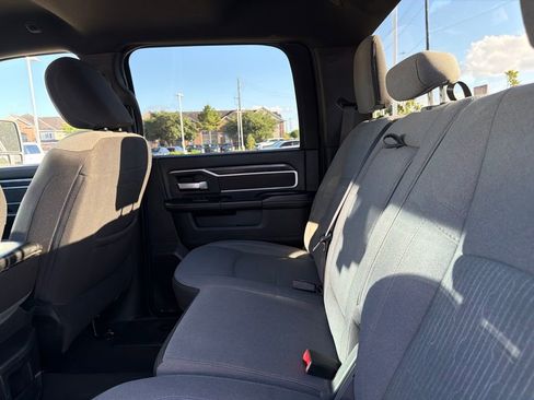 Used 2024 RAM 2500 Big Horn AWD/4WD image 15