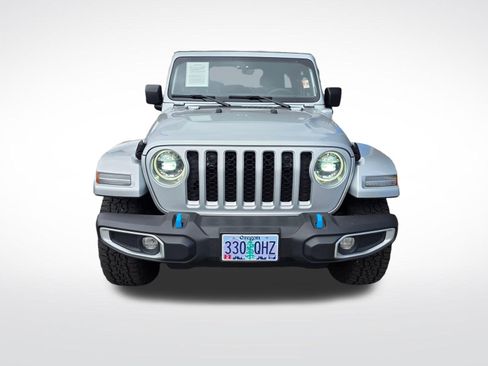Used 2023 Jeep Wrangler Unlimited Sahara image 3