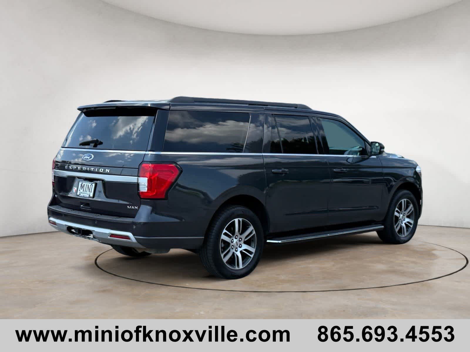 Used 2022 Ford Expedition Max XLT AWD/4WD image 3