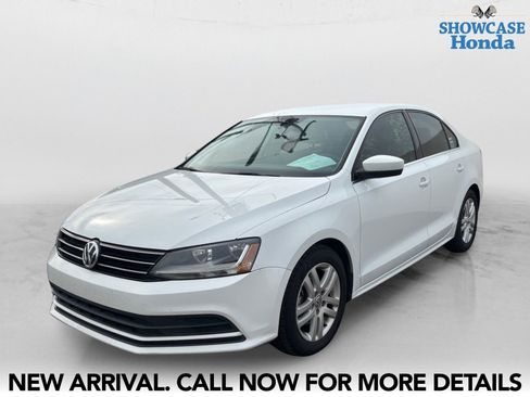 Used 2017 Volkswagen Jetta S w/ Jetta S Cold Weather Package image 2