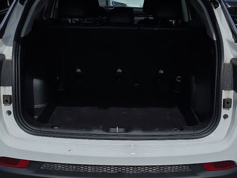 Used 2022 Jeep Compass Latitude AWD/4WD image 24