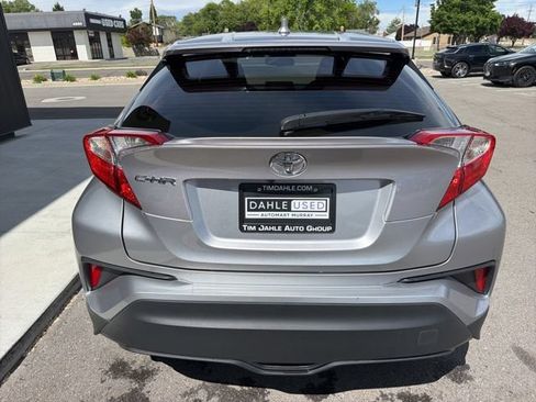 Used 2019 Toyota C-HR LE FWD image 7