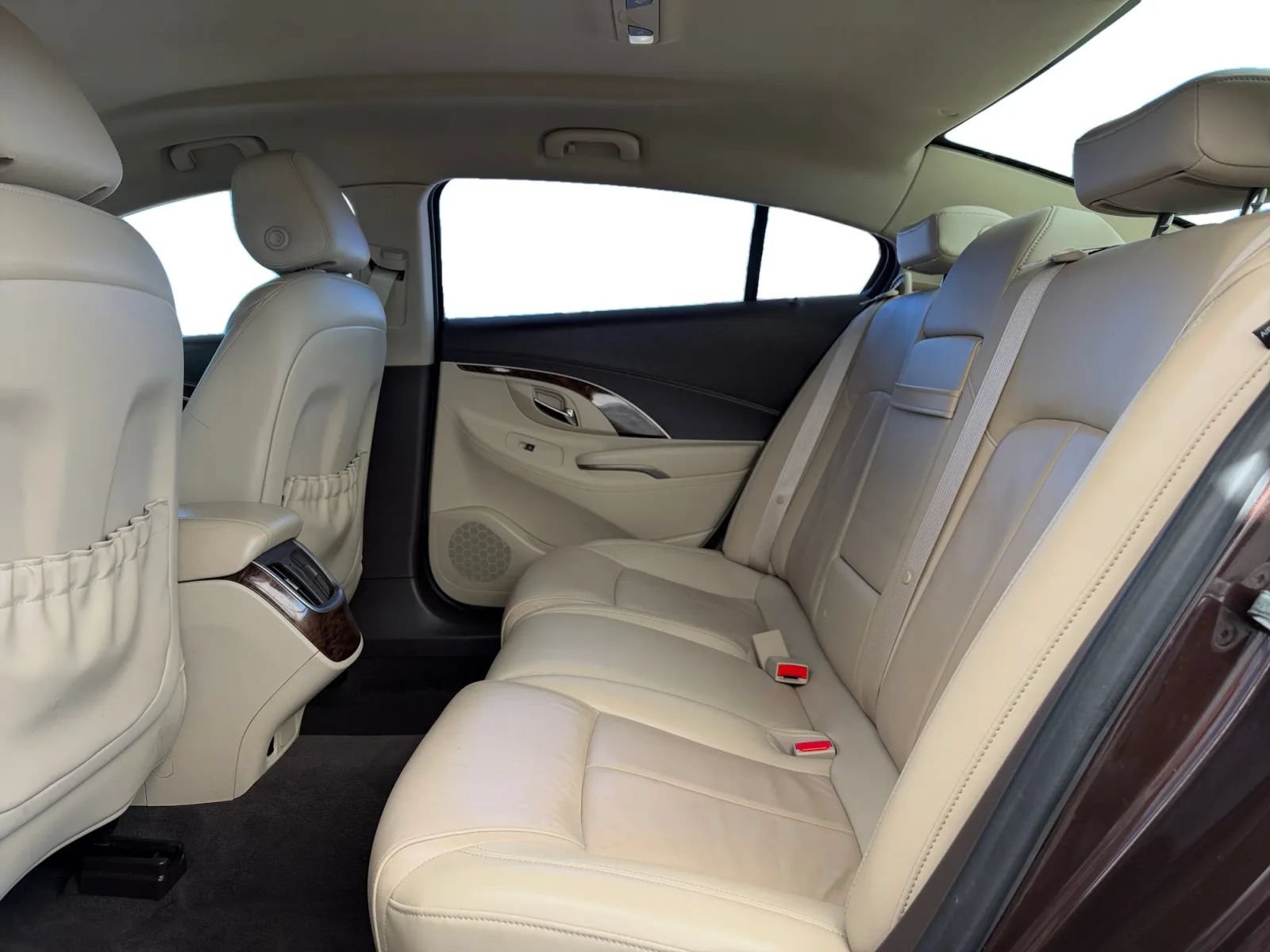 Used 2015 Buick LaCrosse Leather w/ Experience Buick Package FWD image 16