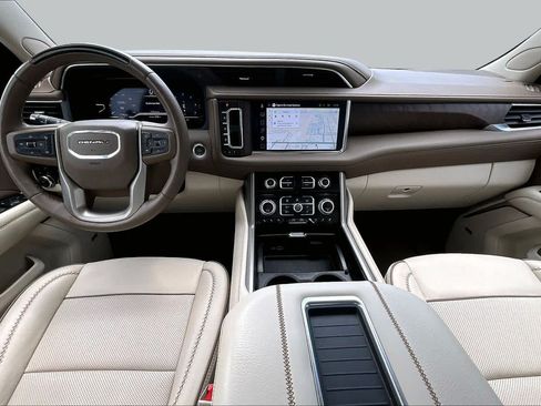 Used 2023 GMC Yukon Denali w/ Denali Reserve Package AWD/4WD image 16