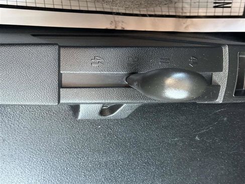 Used 2016 GMC Sierra 1500 4x4 Regular Cab image 19