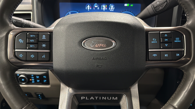 Used 2025 Ford F350 Platinum w/ Platinum Plus Package AWD/4WD image 16