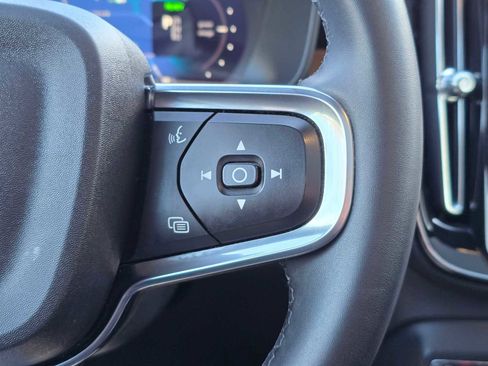 Used 2023 Volvo C40 P8 Recharge Plus image 28