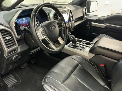 Used 2020 Ford F150 Lariat w/ Equipment Group 502A Luxury AWD/4WD image 15