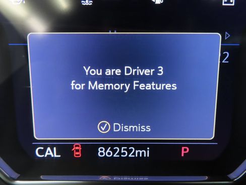 Used 2020 GMC Sierra 1500 Denali w/ Driver Alert Package II AWD/4WD image 15