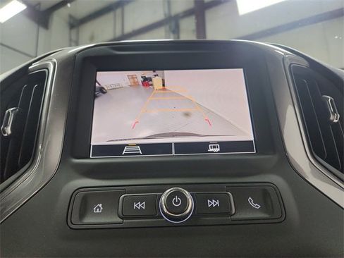 Used 2025 Chevrolet Silverado 1500 Custom image 27