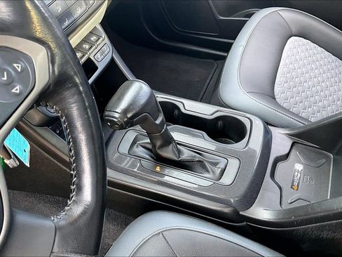 Used 2019 Chevrolet Colorado Z71 image 14