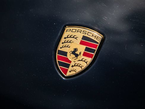 Certified 2026 Porsche Macan AWD/4WD image 23