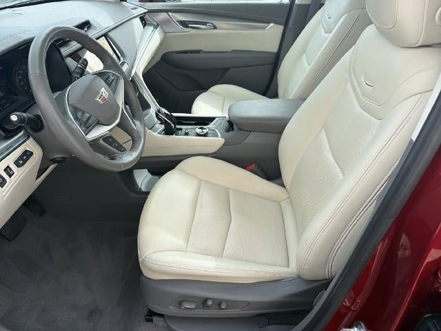 Certified 2024 Cadillac XT5 Premium Luxury w/ Technology Package FWD image 9