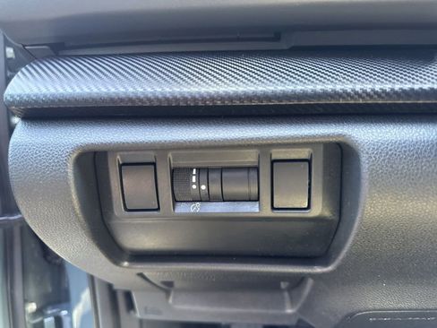 Certified 2024 Subaru Crosstrek 2.0i Premium image 20